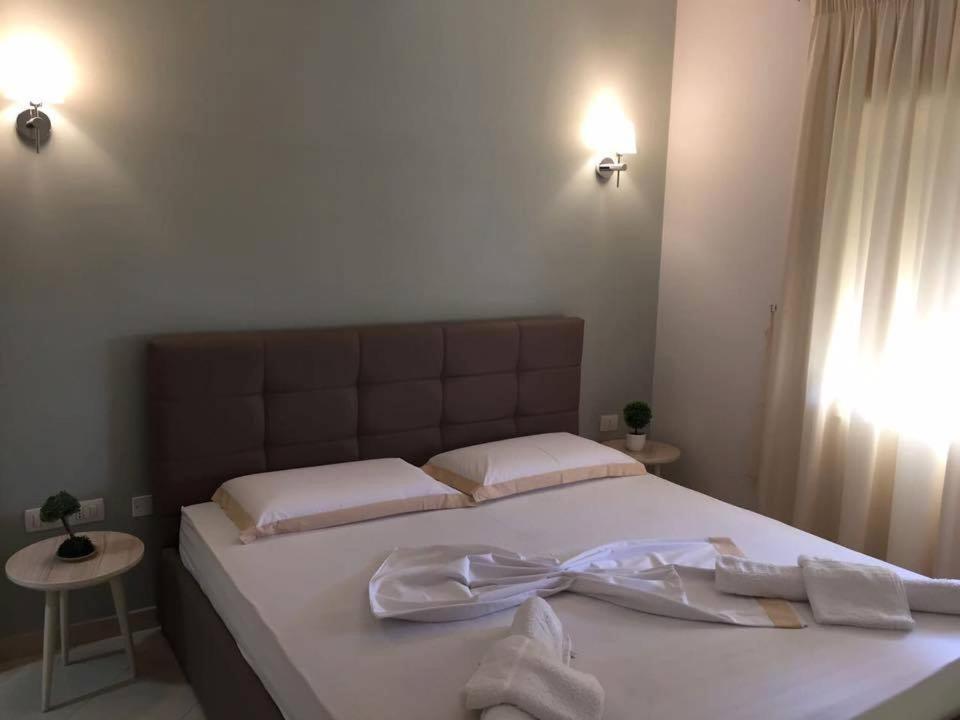 Deluxe Sea Apartment Vlorë Eksteriør billede