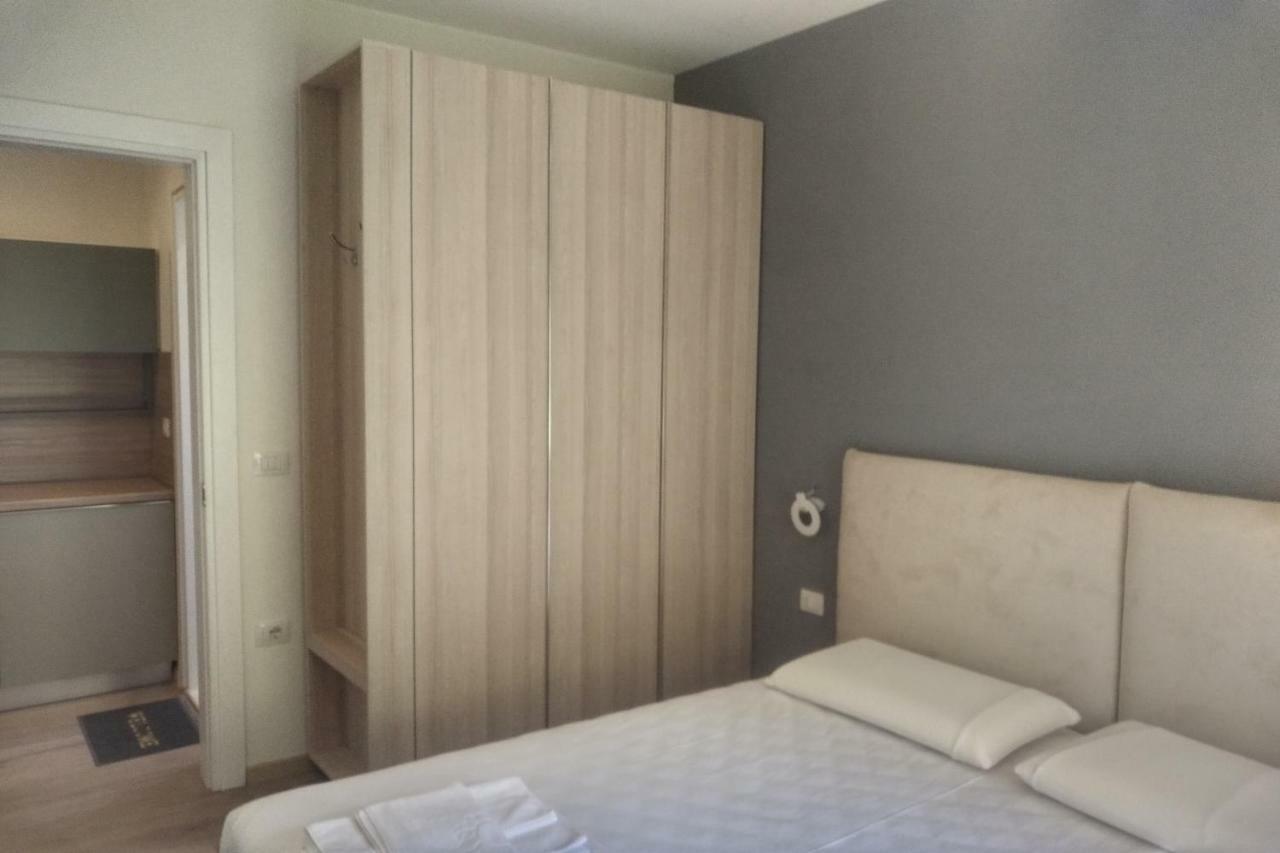 Deluxe Sea Apartment Vlorë Eksteriør billede